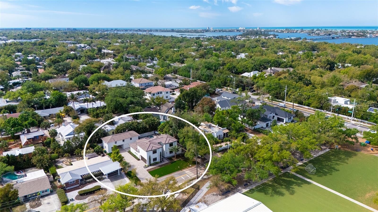 Property Photo: 1850 Webber Street FL 34239