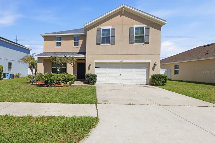 Property Photo: 3204 Azalea Blossom Drive FL 33567