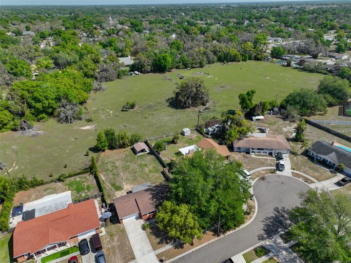 Property Photo:  116 Mary Kay Court  FL 33511 