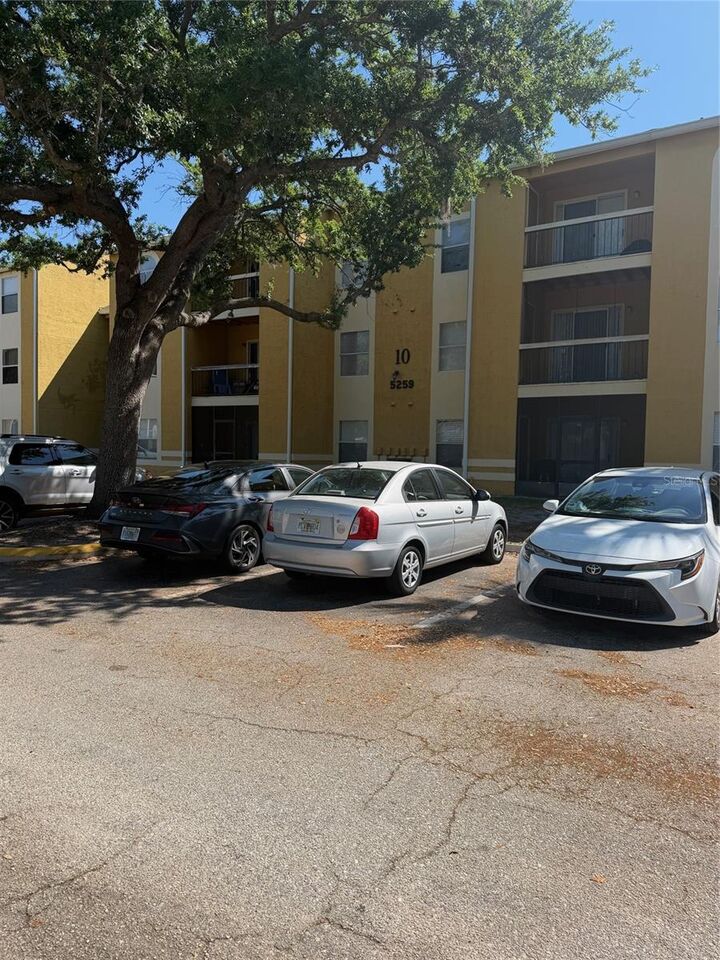 Property Photo:  5259 Images Circle 207  FL 34746 