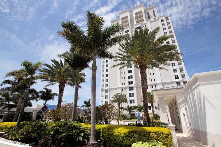 Property Photo:  331 Cleveland St 1806  FL 33755 