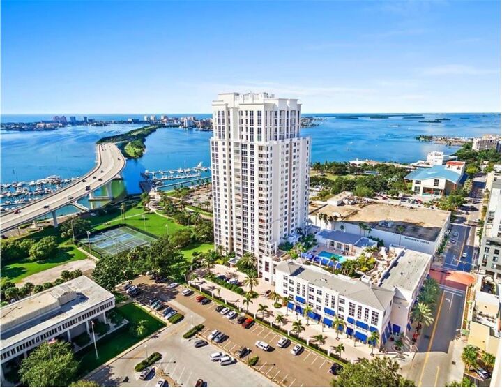 Property Photo:  331 Cleveland St 1806  FL 33755 