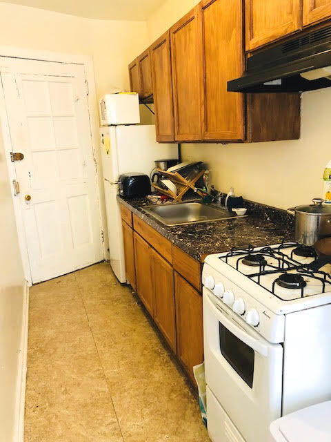 Property Photo:  1056 W Thorndale Avenue 1U  IL 60660 