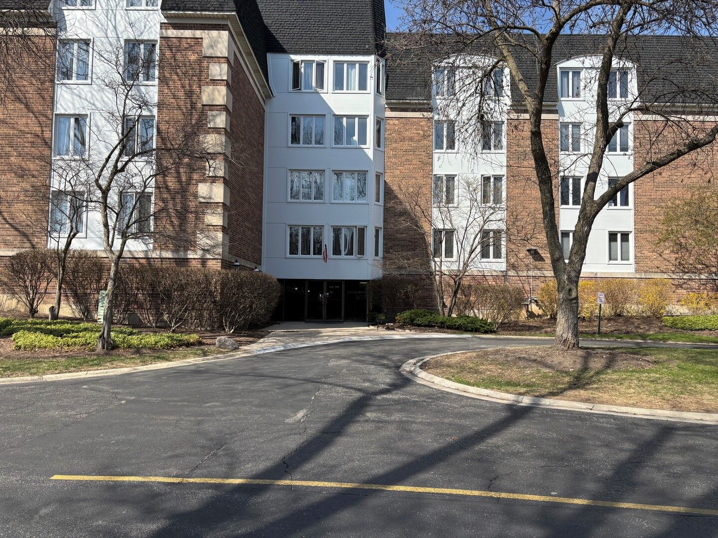 Property Photo:  150 Lake Boulevard 120  IL 60089 