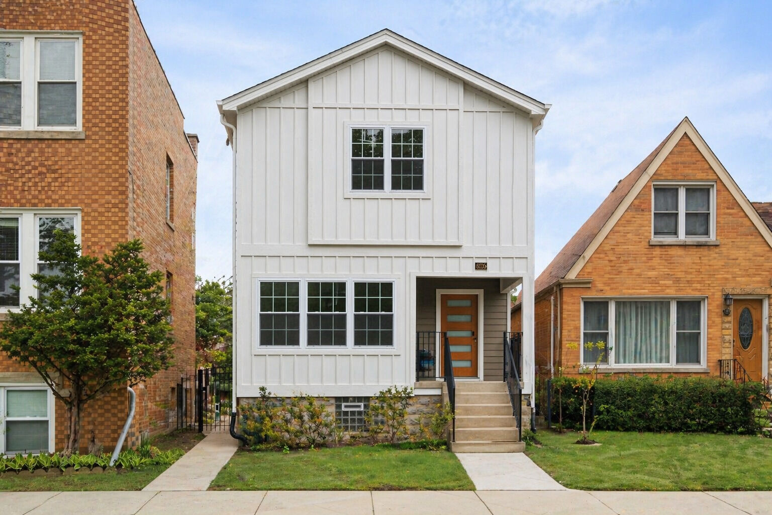 Property Photo:  6707 W Imlay Street  IL 60631 