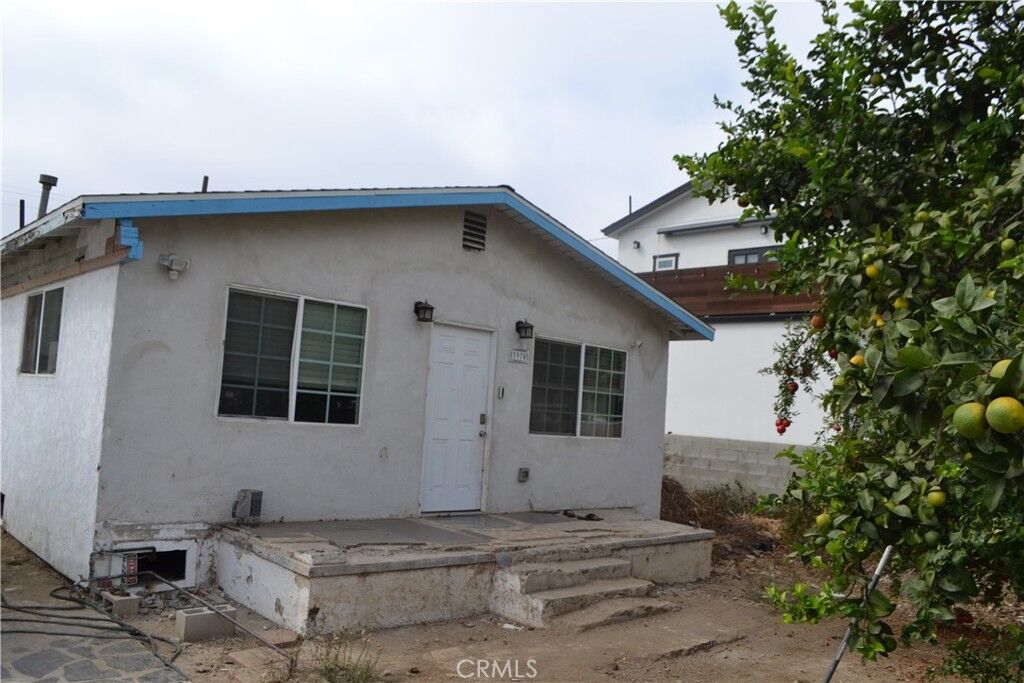Property Photo: 3970 Strang Street CA 90063