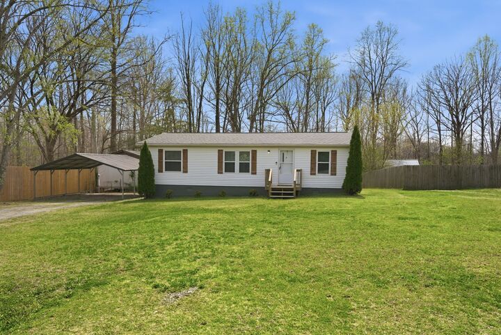 Property Photo: 1008 Dogwood Dr TN 37015