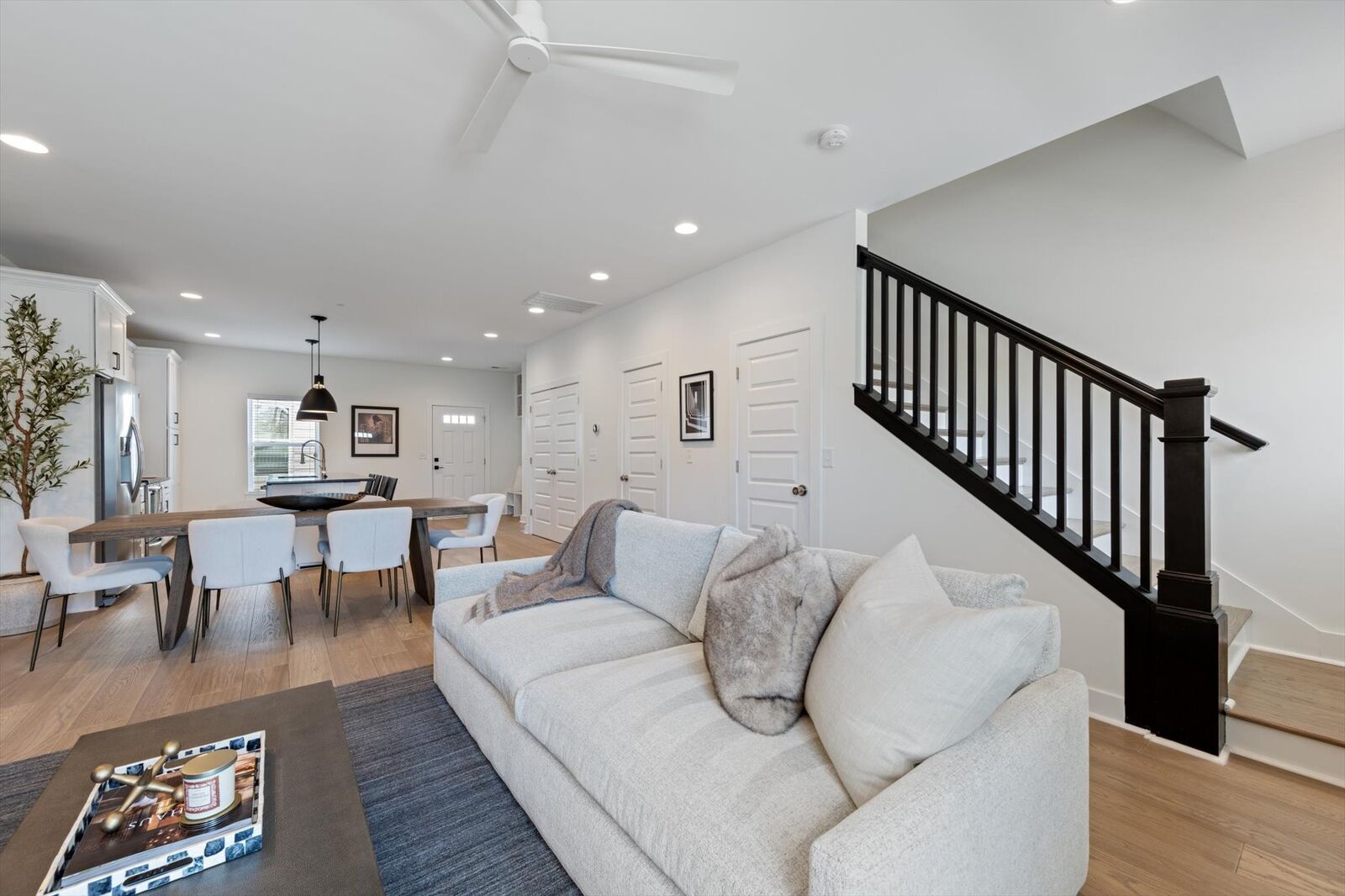 Property Photo: 5606 Morrow Rd TN 37209