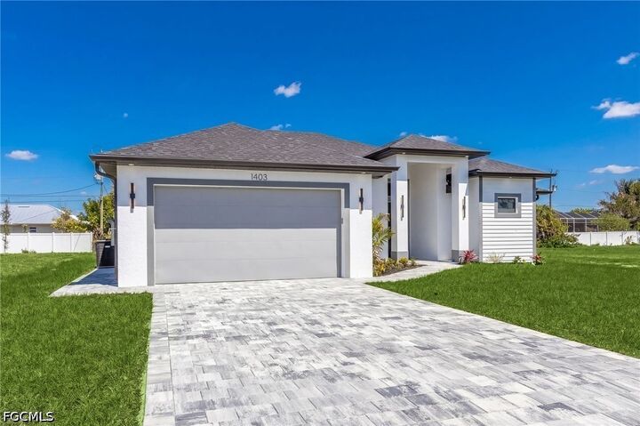 Property Photo:  1403 NE 18th Terrace  FL 33909 