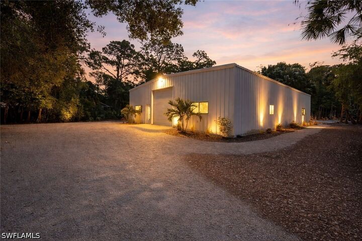 Property Photo: 3475 3rd Avenue SW FL 34117