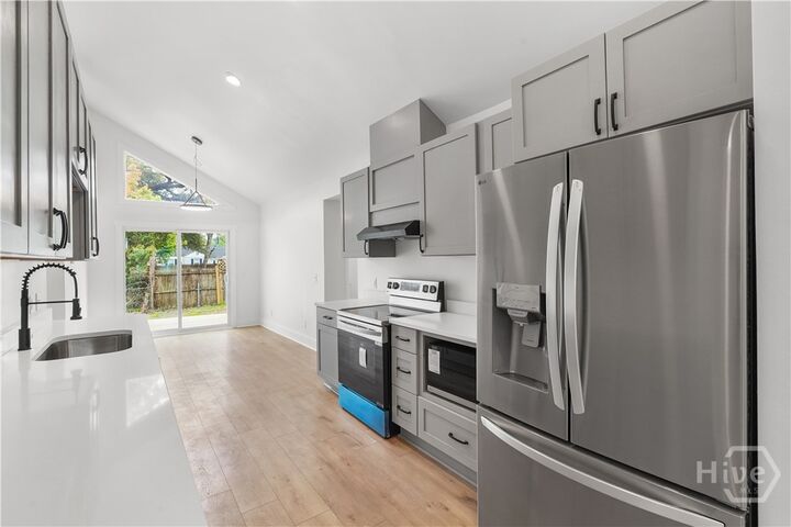 Property Photo:  2403 Mississippi Avenue  GA 31404 