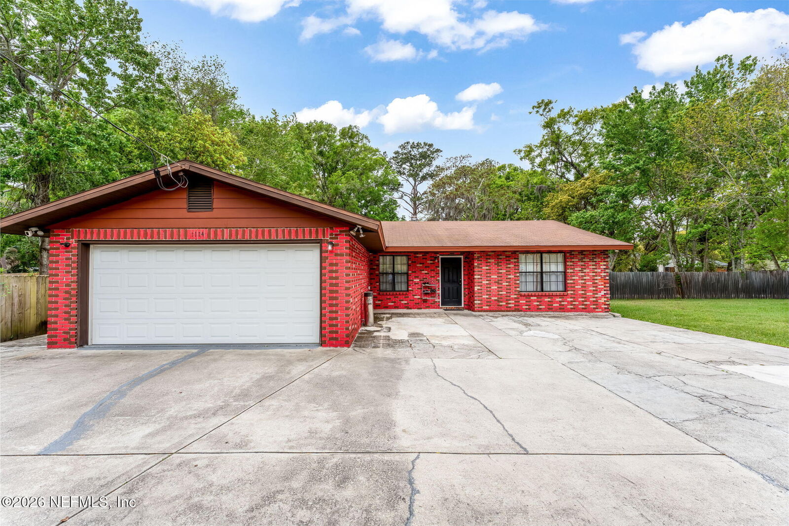 Property Photo:  1114 Lake Shore Boulevard  FL 32205 