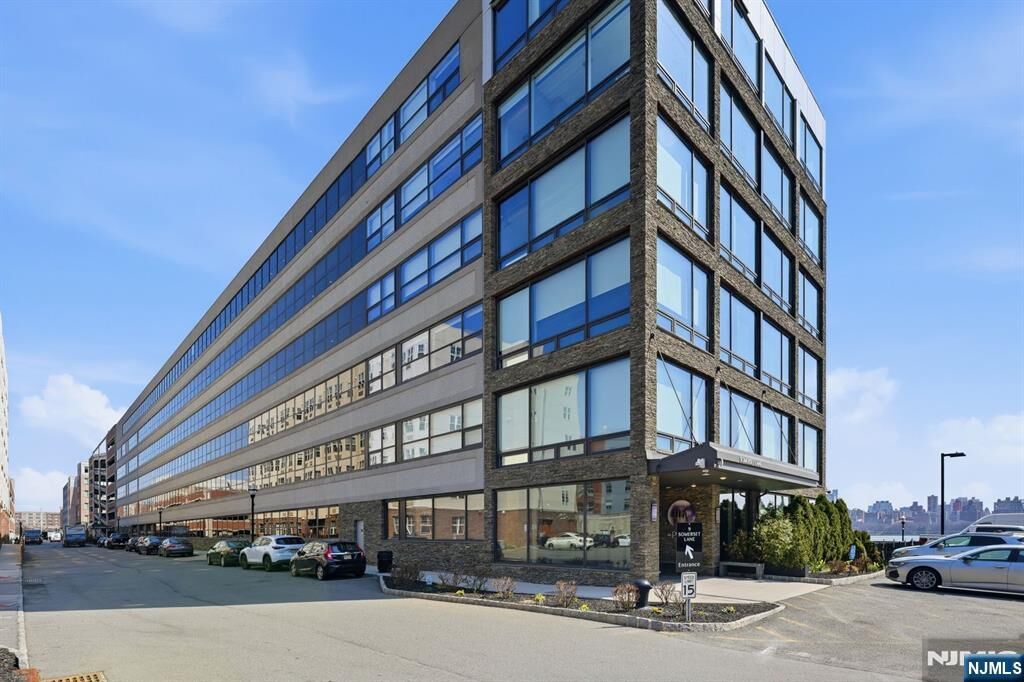 Property Photo: 9 Somerset Lane 408 NJ 07020