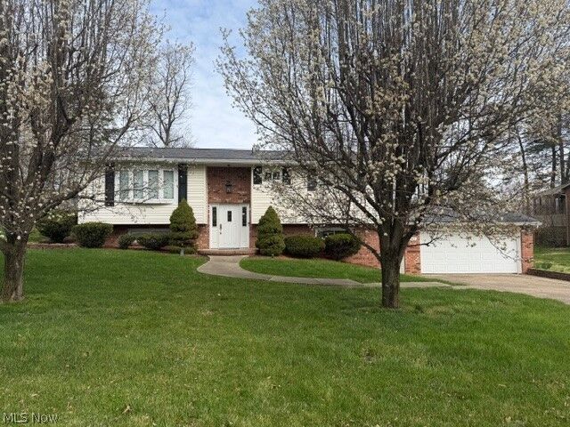 Property Photo:  245 Kittle Street  WV 26187 