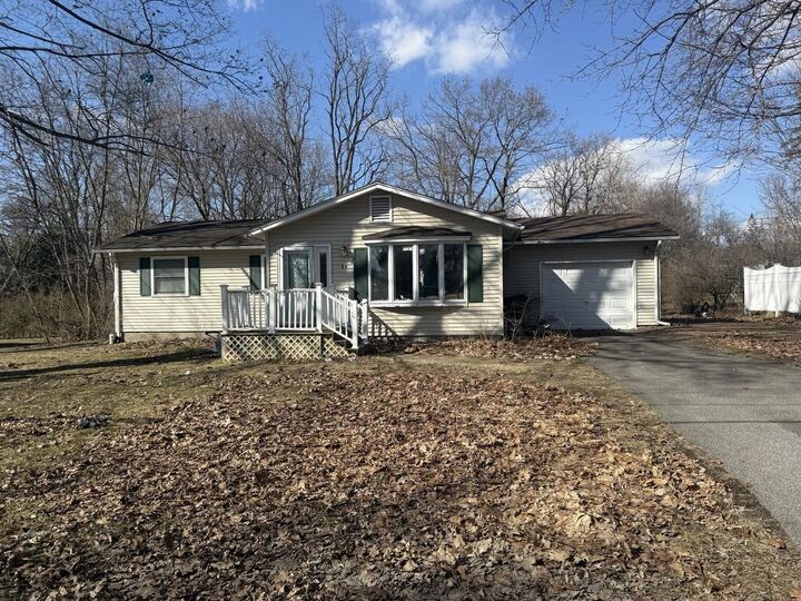 Property Photo:  44 Country Lane  VT 05495 