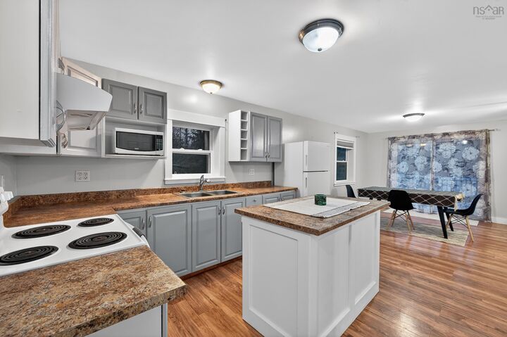 Property Photo: 7068 Highway 224 NS B0N 2M0