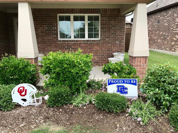 Property Photo:  616 England Street  TX 75189 