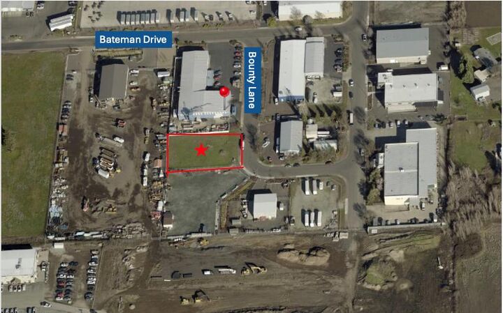 Property Photo:  5311 Bounty Lane  OR 97502 