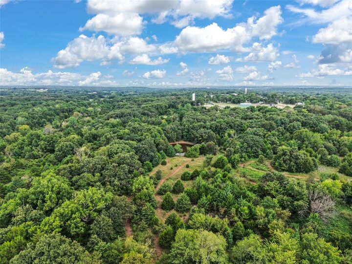 Property Photo:  41587 Skelly Road  OK 74826 