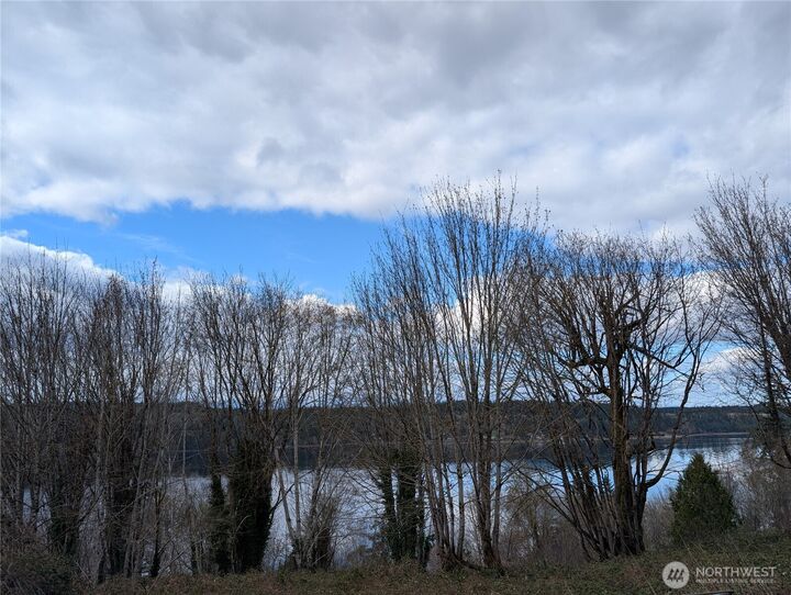 Property Photo:  51 E Seamount Way  WA 98584 