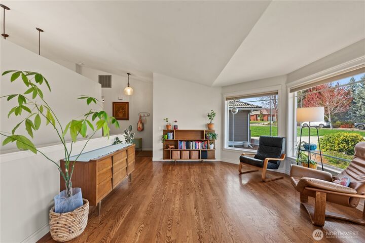 Property Photo:  3555  Westridge Place  WA 98801 
