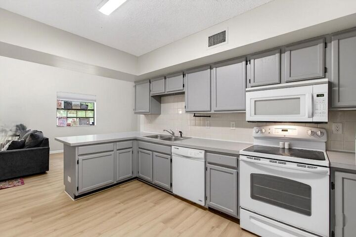 Property Photo:  3191 Leewood Terrace L238  FL 33431 