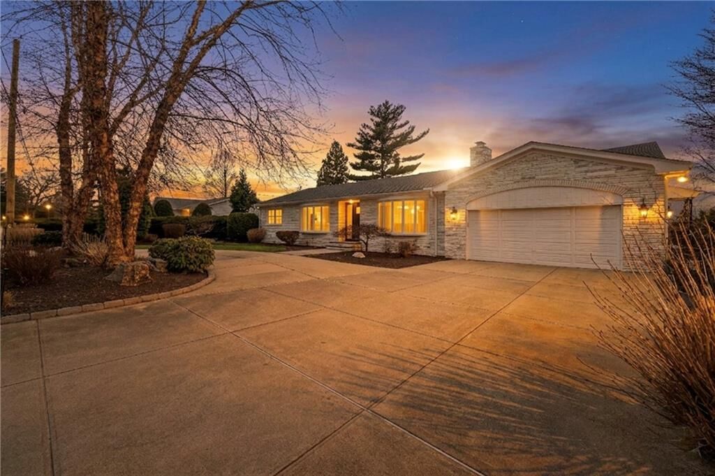 Property Photo:  135 Meshanticut Valley Parkway  RI 02920 