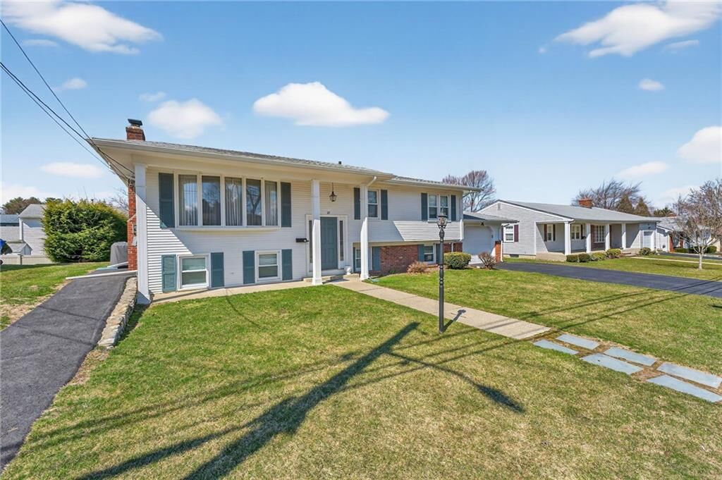 Property Photo: 27 Wenscott Lane RI 02904