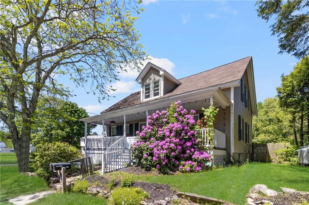 Property Photo:  275 Union Avenue 2  RI 02859 