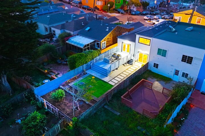 Property Photo:  725 Lakeview Avenue  CA 94112 