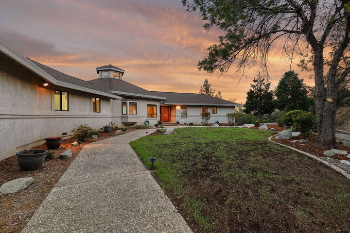 Property Photo:  17505 Forest View Drive  CA 96003 