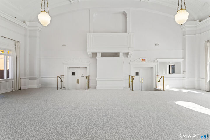 Property Photo:  216 Crown Street 3A  CT 06510 