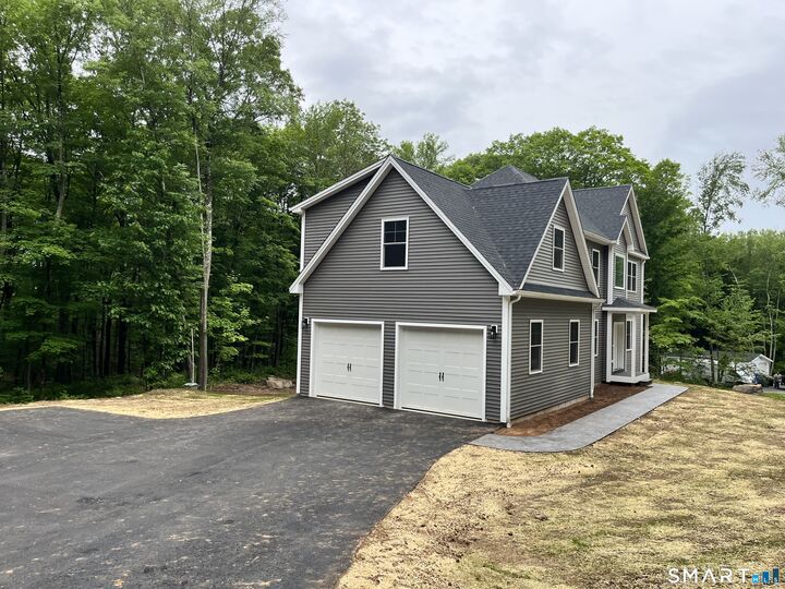 Property Photo:  2 Town Line Drive  CT 06424 