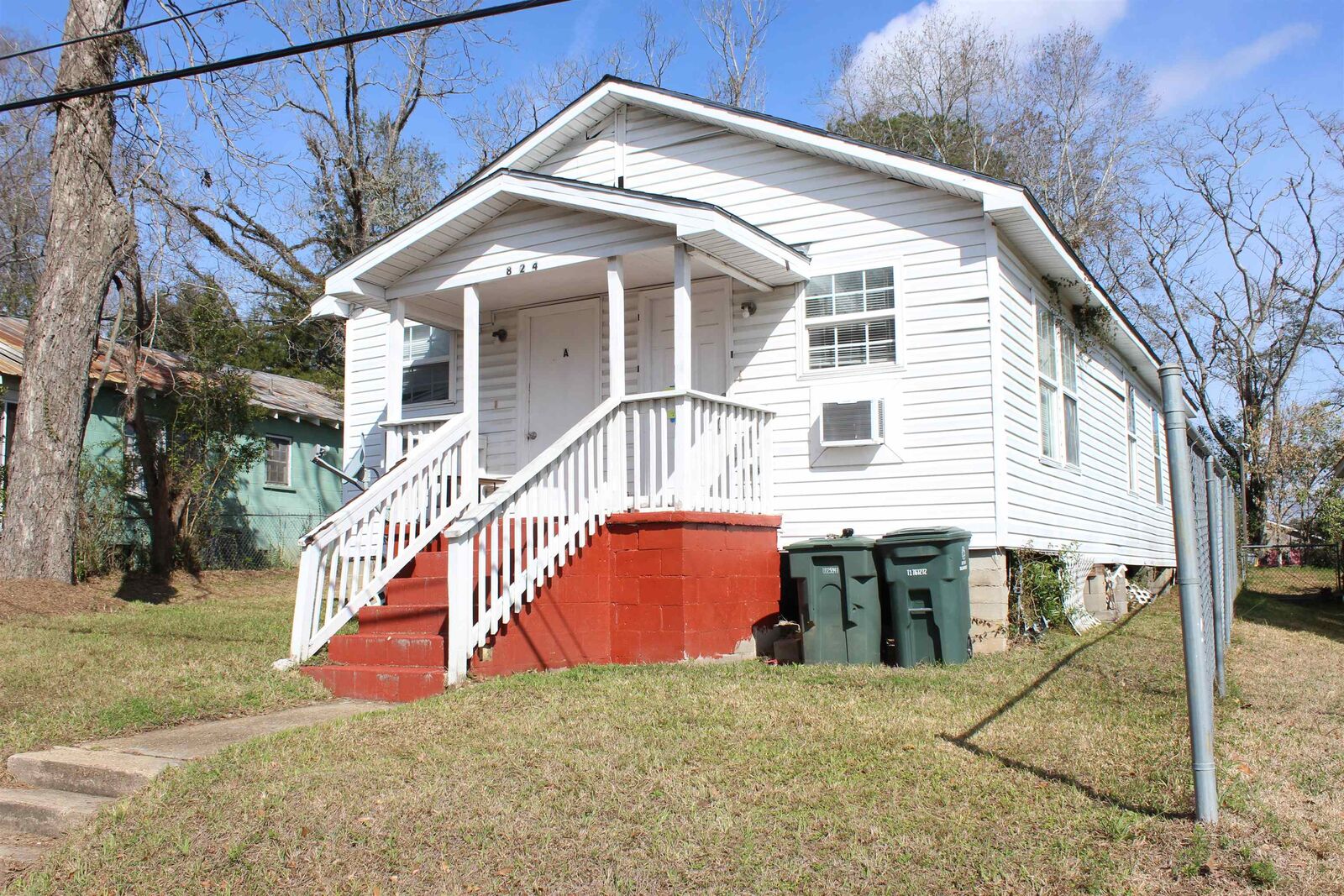 Property Photo: 824 Golden Street A &Amp B FL 32304