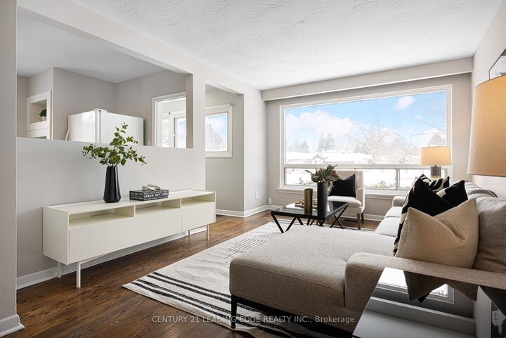 Property Photo:  79 Tivoli Court  ON M1E 2A6 