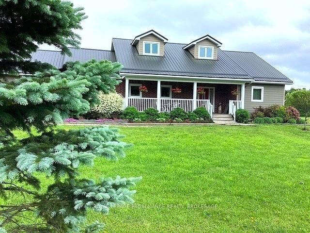 Property Photo: 303 Escott Rockport Road ON K0E 1R0