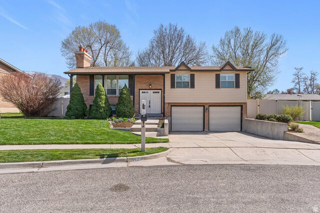 Property Photo:  125 W 525 N  UT 84037 