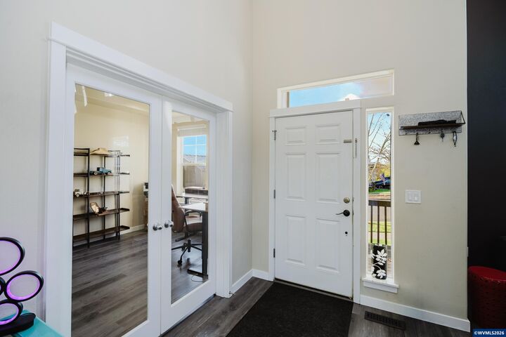 Property Photo: 2837 Bald Eagle Av NW OR 97304