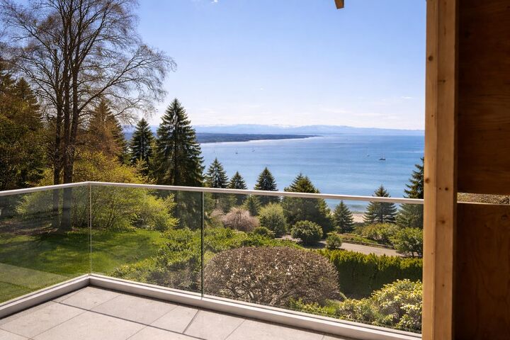 Property Photo:  17059 0 Avenue 101  BC V3Z 9N9 