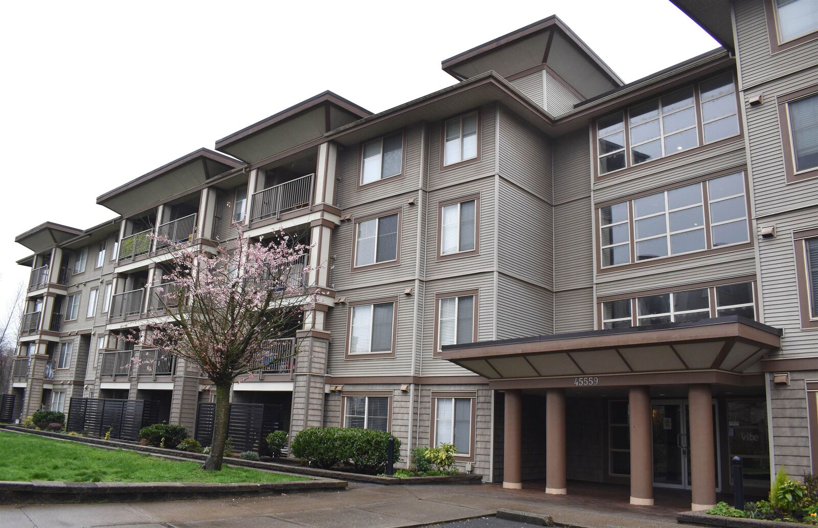 Property Photo: 45559 Yale Road 402 BC V2P 0B1