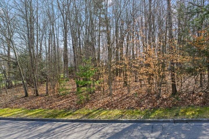 Property Photo:  1183 Kevin Boulevard  NY 13760 