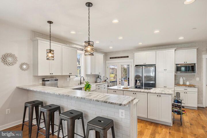 Property Photo:  1002 Skiff Cove Road  MD 21037 