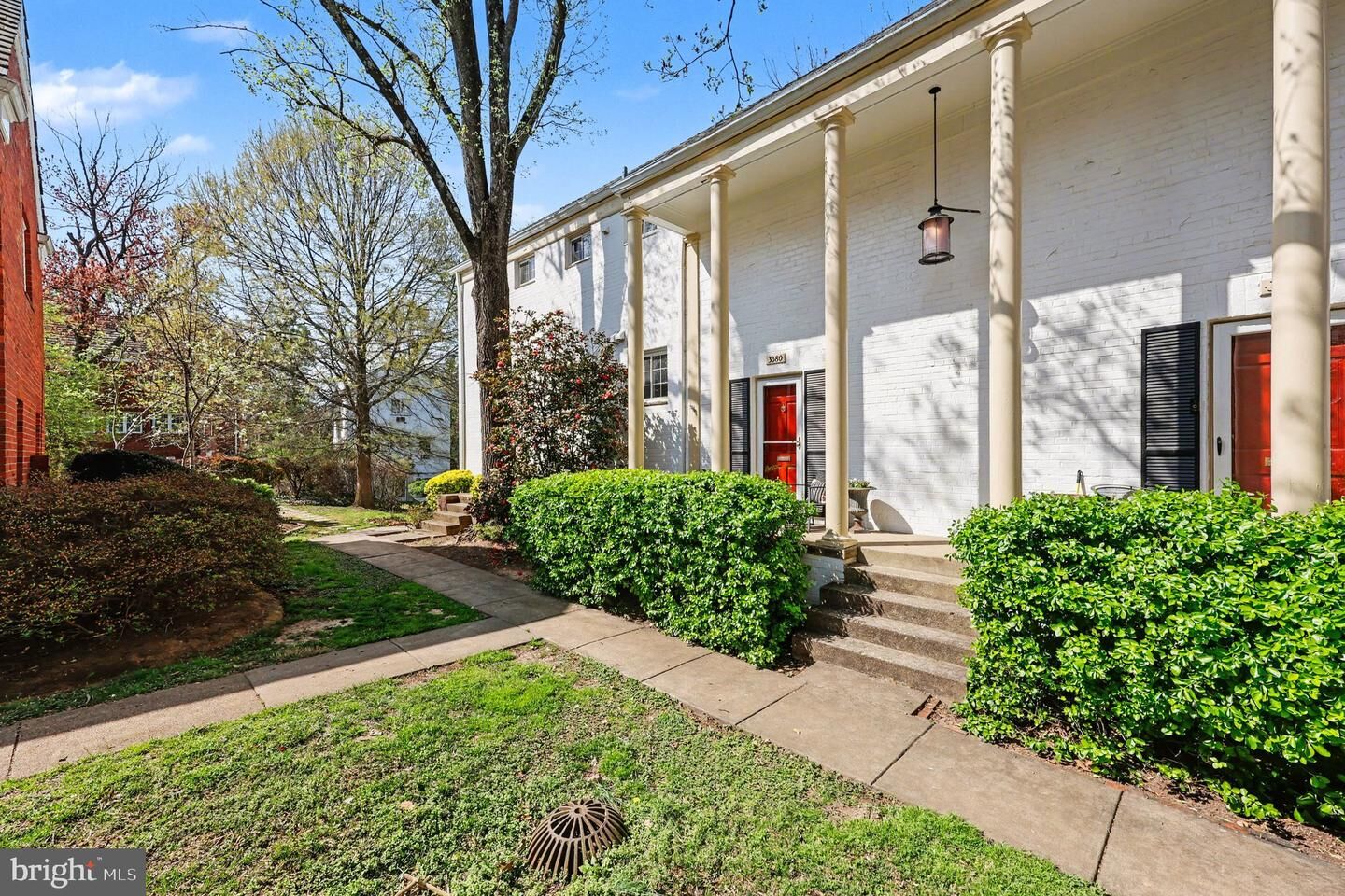 Property Photo: 3380 Gunston Road VA 22302