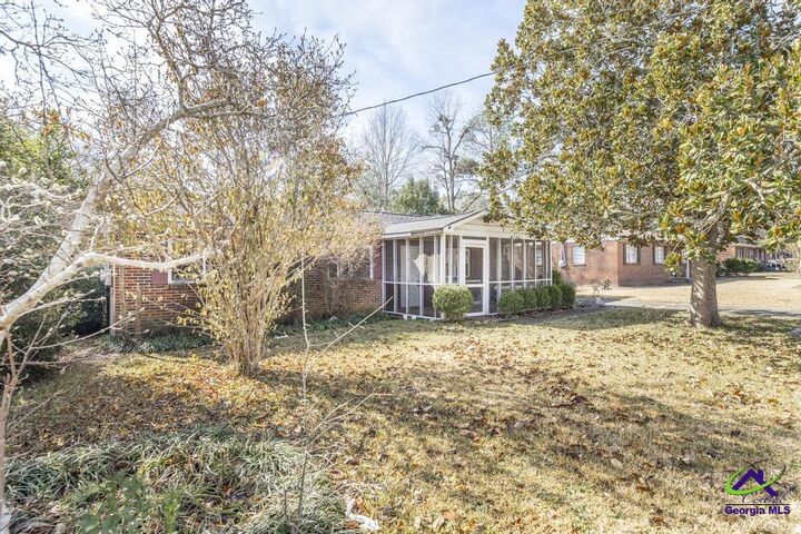 Property Photo:  105 Flanders Drive  GA 31093 