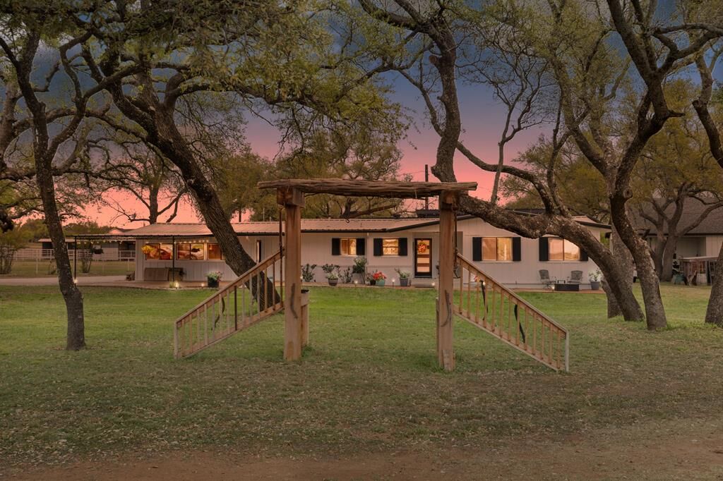 Property Photo:  639 Hwy 71  TX 78643 