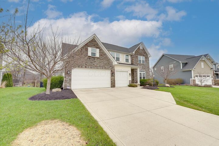 Property Photo:  6448 Creekside Circle  OH 43021 