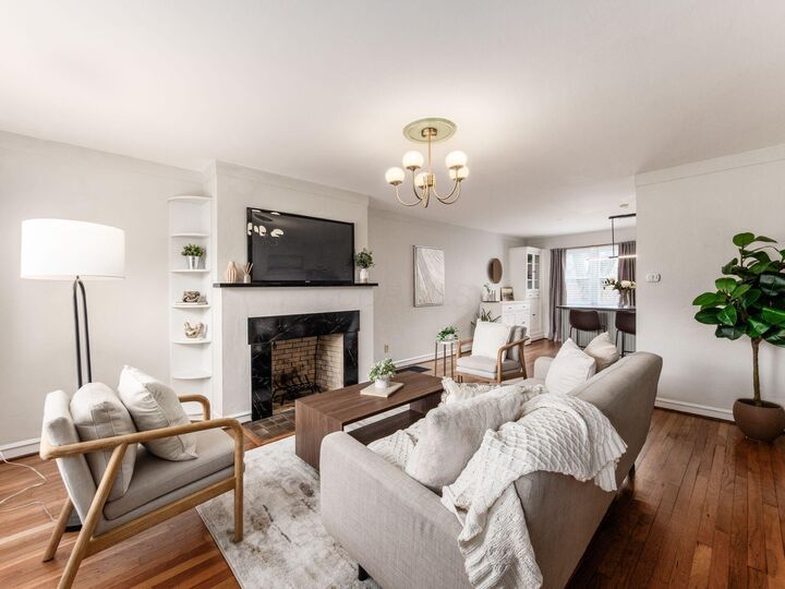 Property Photo:  1691 Northwest Boulevard  OH 43212 