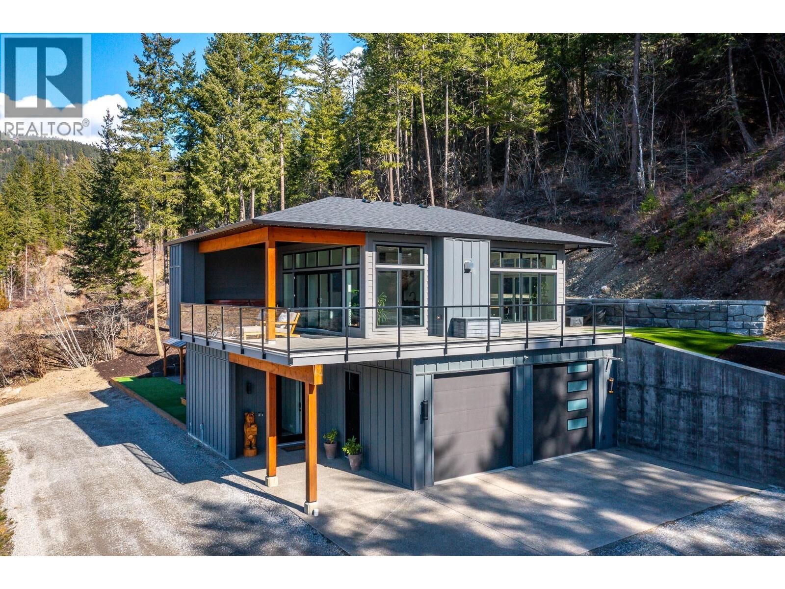 Property Photo: 5720 Hartnell Road 5 BC V1B 3J5
