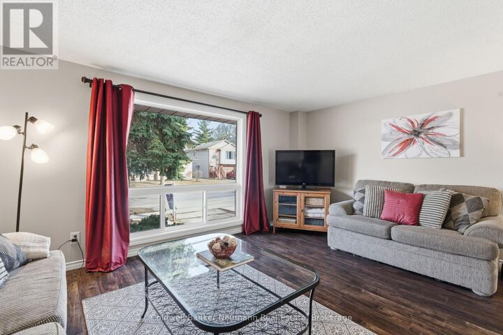 Property Photo:  99 Emma Street  ON N1E 1V1 