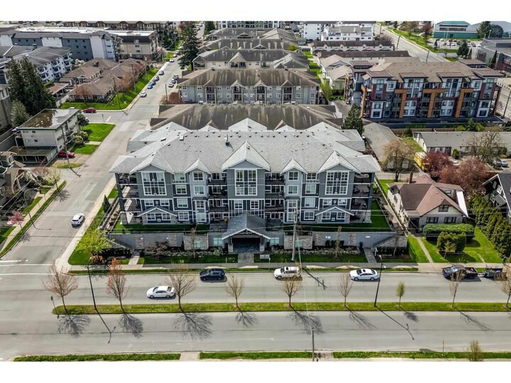 Property Photo:  45630 Spadina Avenue 104  BC V2P 0G9 